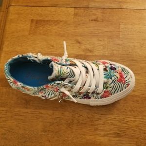 Blowfish Malibu Sneakers size 7